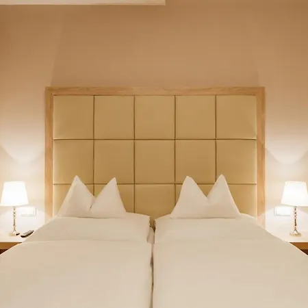 Pfeiler's Buergerstueberl - フェルトバッハ