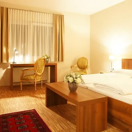 ホテル Pfeiler's Buergerstueberl - 4*