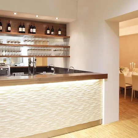 ホテル Pfeiler's Buergerstueberl - 4*