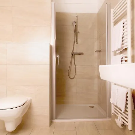 Otel Pfeiler's Buergerstueberl -