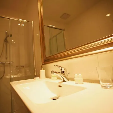 Pfeiler's Buergerstueberl - ホテル フェルトバッハ