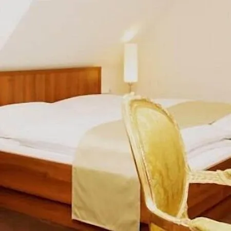 ホテル Pfeiler's Buergerstueberl -