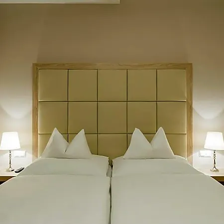 Hotel Pfeiler'S Buergerstueberl - Hotel Feldbach (Styria)