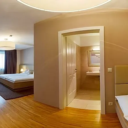 Pfeiler'S Buergerstueberl - Hotel 4* Feldbach (Styria)