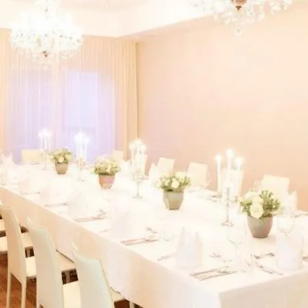 Pfeiler'S Buergerstueberl - Hotel Hotel 4*