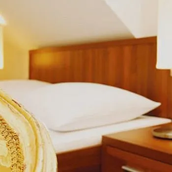 Pfeiler'S Buergerstueberl - Hotel Hotel 4*