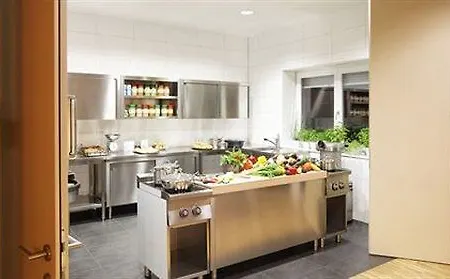 Pfeiler'S Buergerstueberl - Hotel 4*