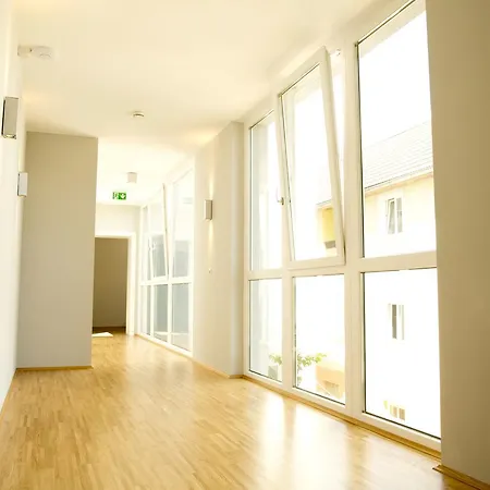 Pfeiler's Buergerstueberl - ホテル