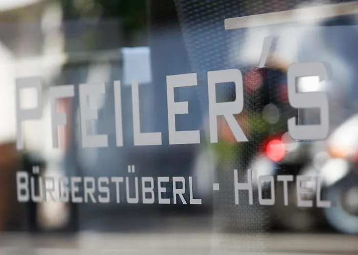 Pfeiler's Buergerstueberl - فندق 4*