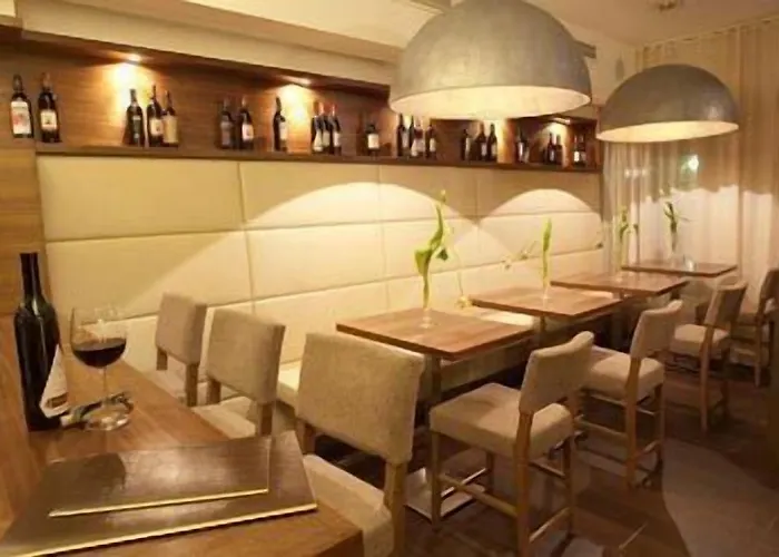 Pfeiler's Buergerstueberl - فندق